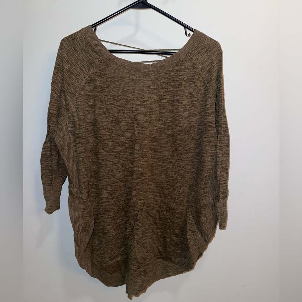 Express olive green crisscross back 3/4 sleeve sweater